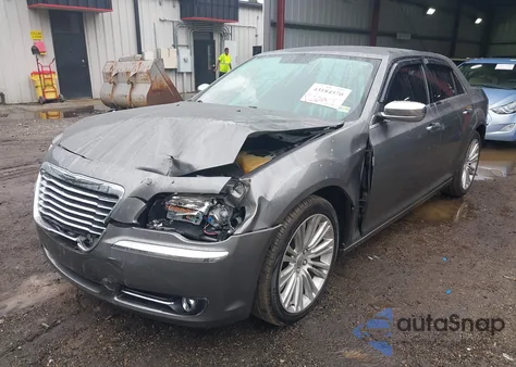 2012 Chrysler 300 Limited z USA, uszkodzony, nr VIN 2C3CCACG2CH138565